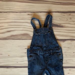 Gap // 4T Overalls